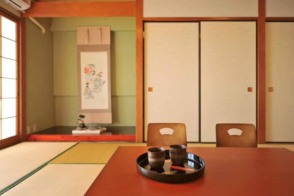 Onsen Hostel Hinoemi Атами Стая снимка